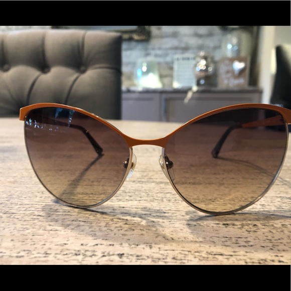 Michael Kors Finley Cat-eye Sunglasses. - Picture 7 of 8